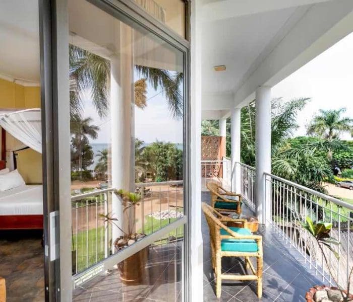 2 Friends Beach Hotel2