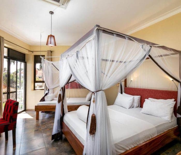 2 Friends Beach Hotel6